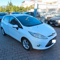 Ford Fiesta 1.4 TDCi 70CV 5 porte Titanium 2012