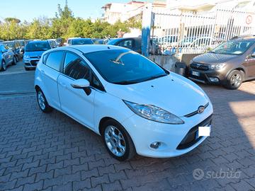 Ford Fiesta 1.4 TDCi 70CV 5 porte Titanium 2012