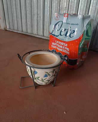 Vaso con porta vaso da muro