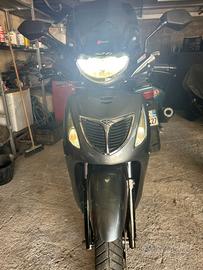 Sh 125 2001