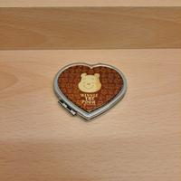 Specchietto tascabile a cuore Winnie the Pooh