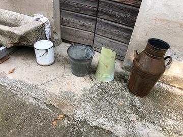 Vari secchi in ferro 20€ per tutto