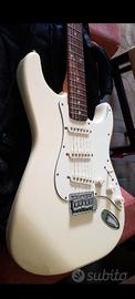 FENDER SQUIER STRATOCASTER MADE IN KOREA 1995 