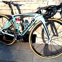 BIANCHI XR4 TOP DI GAMMA DURA ACE 