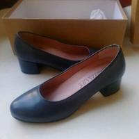 Scarpe donna, vera pelle marca Pitillos, numero 35