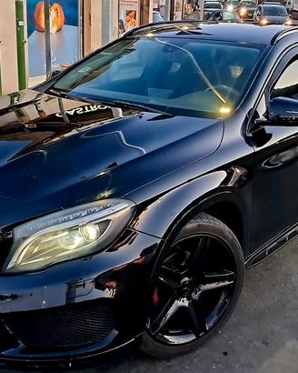 Mercedes Gla