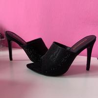 Scarpe con tacco aperte