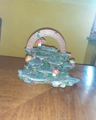 soprammobile porta fortuna in ceramica pixie piedi