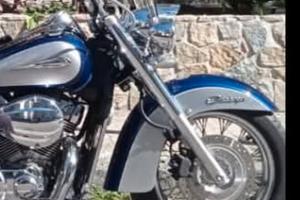 Honda Shadow VT 750 custom