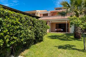 Bilocale con giardino a murta maria