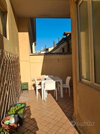 Bilocale con terrazzo