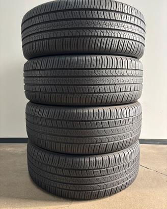 235/55R19 105W Pirelli 4 stagioni M+S