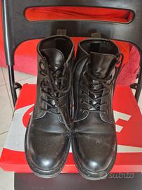 simil dr. martens 