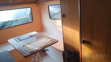 Camper pronto per viaggiare appena ristrutturato