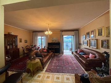 Michelangelo: appartamento di 190mq con posto auto