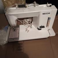 Macchina da cucire Necchi