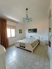 Gela-Manfria appartamento arredato con posto auto