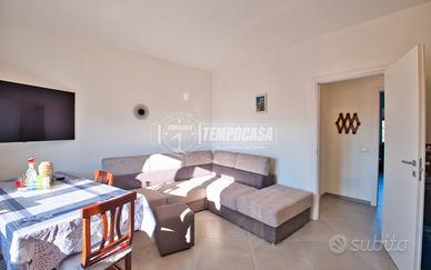 TRILOCALE COMPLETAMENTE RISTRUTTURATO, CON BOX !!!