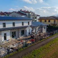 VILLA A SCHIERA CENTRALE A RUBIERA