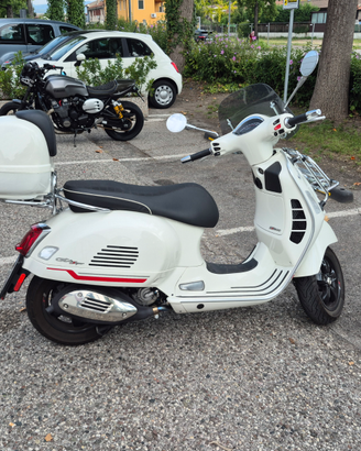 Piaggio Vespa 300 GTS hpe - 2022