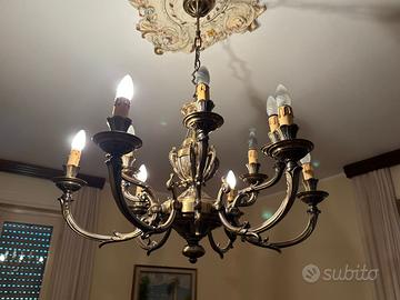 Lampadario in ottone/bronzo
