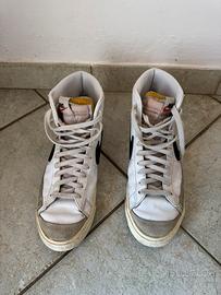 Nike Blazer Mid Bianche/Nere Taglia 44