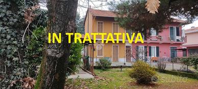 CASA INDIPENDENTE A LONATE POZZOLO