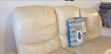 divano in pelle beige mt.250