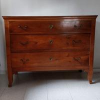 CASSETTIERA IN CILIEGIO