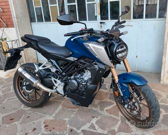 HONDA CB125R 2022