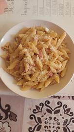 Pulizie a ore collaboratrice domestica