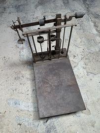 Bilancia stadera/pesatrice a piattaforma