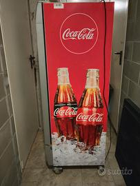 Frigorifero coca cola.