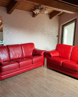 Divani in pelle rossa