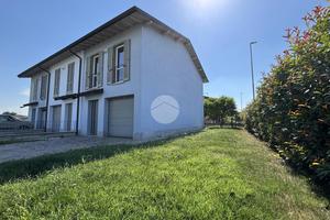 3 LOCALI A CASTEL GABBIANO