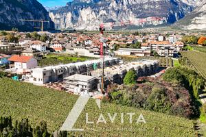 Ultimo trilocale con giardino a Salorno