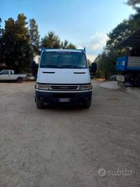 Autocarro 65/17 .3000 , 16 v portata kg.33