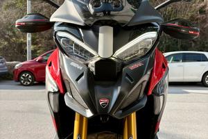 Multistrada V4 FULL pikes peak 2025