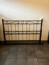 testata del letto in ferro battuto