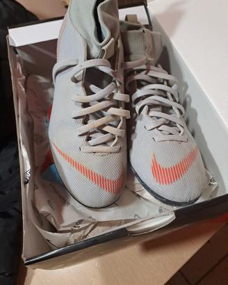 scarpe calcetto