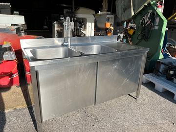 Lavabo armadiato da 160 Doppia Vasca con rubinetto