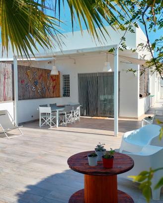 Spiaggia a 10mt_EleganteVilla con giardino ->5sett