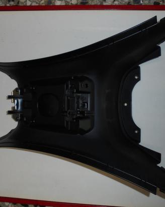 65464100Z1 COPERTURA CENTRALE PIAGGIO X EVO 125-25