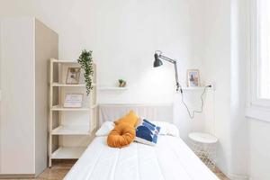 Stanza in appartamento di 70 m² a Milano