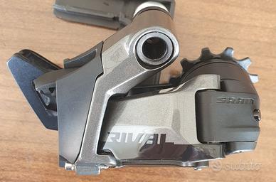 DERAGLIATORE POSTERIORE SRAM RIVAL AXS