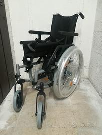 Carrozzina per disabili Breezy Basix 2