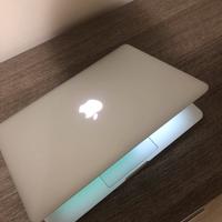 MacBook Pro 13 per i dettagli