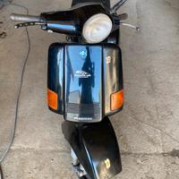 Vespa cosa 200 px