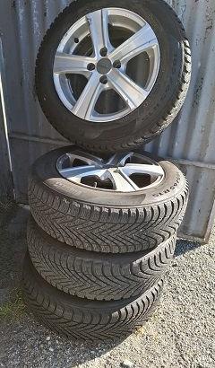 4 gomme Pirelli Winter 185/65 R15