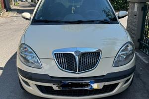 Lancia Ypsilon 1.3 MTJ 70 cv